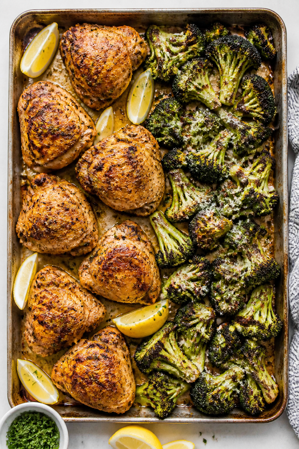 Tasty top view, overhead: Overhead shot of the finished Sheet Pan Chicken & Crispy Broccoli straight